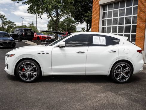 Used 2023 Maserati Levante GT AWD/4WD image 40