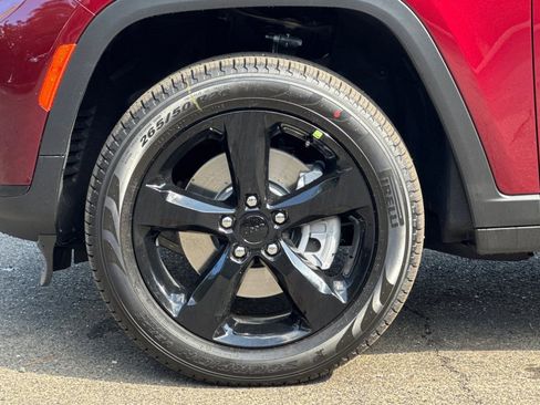 New 2025 Jeep Grand Cherokee L Limited w/ Black Appearance Package image 26