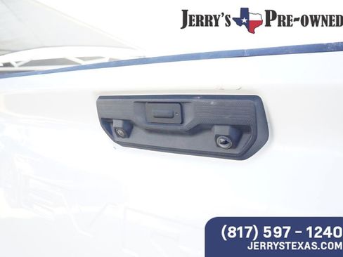 Used 2022 Chevrolet Silverado 3500 LT w/ Convenience Package image 20