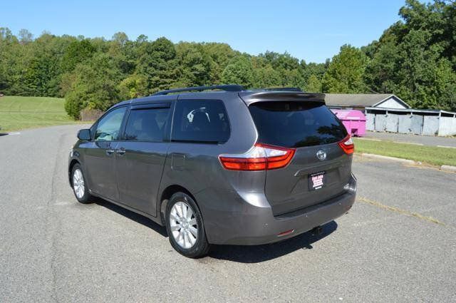 Used 2015 Toyota Sienna XLE Premium AWD/4WD image 68