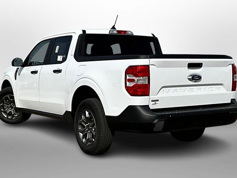 Used 2024 Ford Maverick XLT image 9