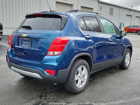 Used 2019 Chevrolet Trax LT w/ LT Convenience Package image 24