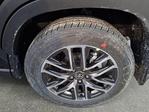 New 2026 Toyota Corolla Cross XLE w/ Convenience Package image 6