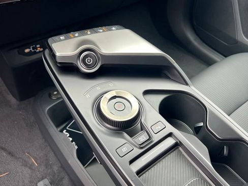 New 2025 Kia EV6 Wind AWD/4WD image 22