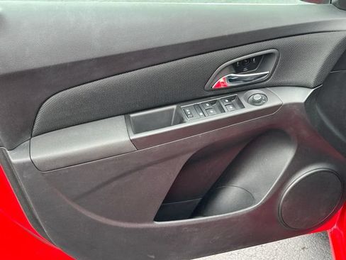 Used 2015 Chevrolet Cruze LT FWD image 13