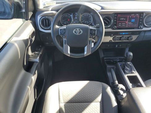 Certified 2022 Toyota Tacoma SR5 image 11