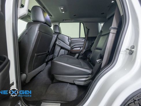 Used 2020 GMC Yukon SLT AWD/4WD image 29