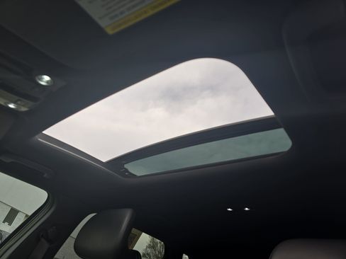 Used 2022 Kia EV6 GT-Line w/ GT-Line White Seat Package image 32