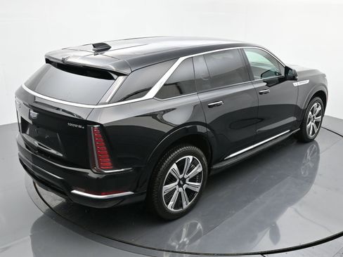 New 2025 Cadillac Escalade IQ Luxury 2 image 27