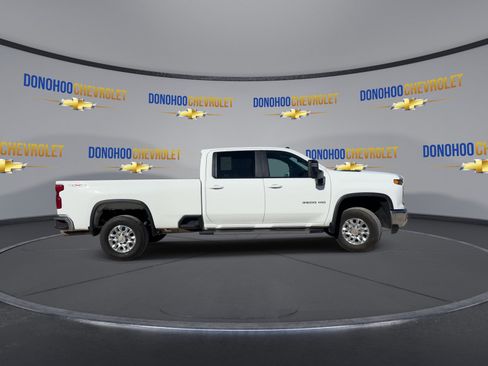 Used 2025 Chevrolet Silverado 3500 LT w/ Convenience Package image 9