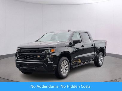 Used 2025 Chevrolet Silverado 1500 Custom w/ LPO, Dark Essentials Package