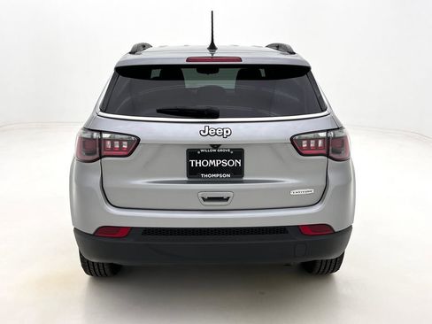 Used 2022 Jeep Compass Latitude image 12