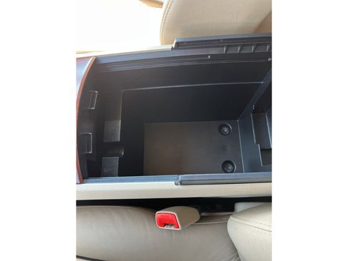 Used 2009 Toyota Venza AWD image 25