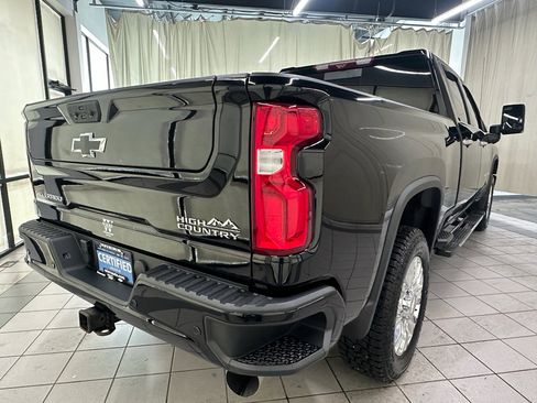 Used 2022 Chevrolet Silverado 2500 High Country w/ Z71 Off-Road Package image 8