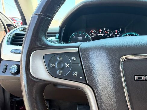 Used 2018 GMC Yukon Denali w/ Denali Ultimate Package AWD/4WD image 36