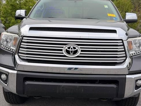 Used 2017 Toyota Tundra Limited AWD/4WD image 15