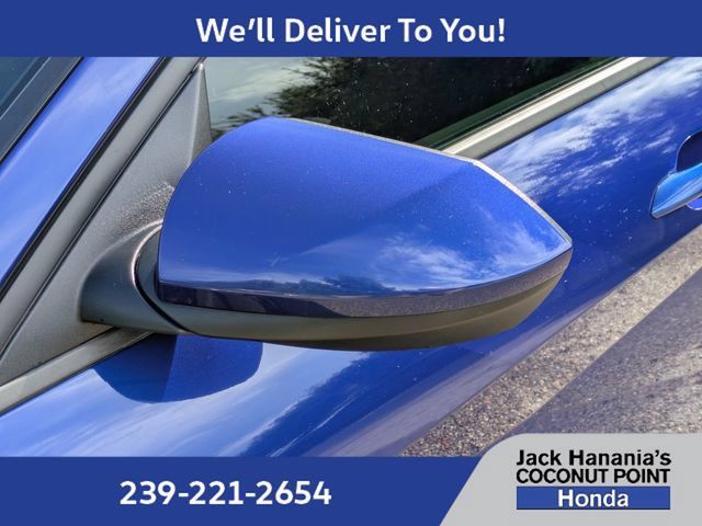 Used 2021 Hyundai Elantra SE FWD image 11