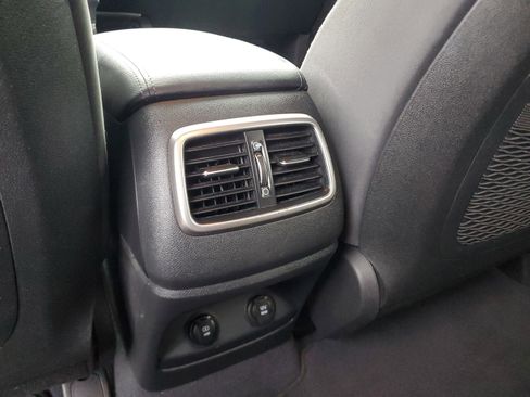 Certified 2020 Kia Sorento S image 16