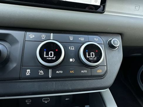 Used 2024 Land Rover Defender 110 S AWD/4WD image 26