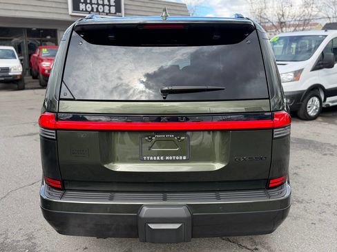 Used 2025 Lexus GX 550 w/ Accessory Package (31) image 34