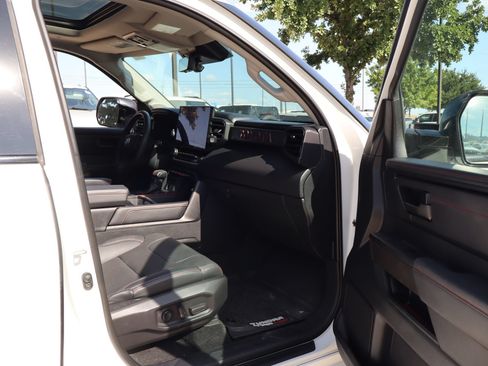 Used 2022 Toyota Tundra TRD Pro AWD/4WD image 34