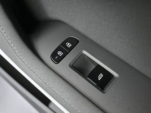 Used 2024 Polestar Polestar 2 AWD/4WD image 45