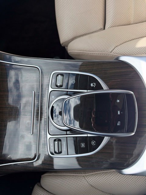 Used 2018 Mercedes-Benz GLC 300 4MATIC image 27
