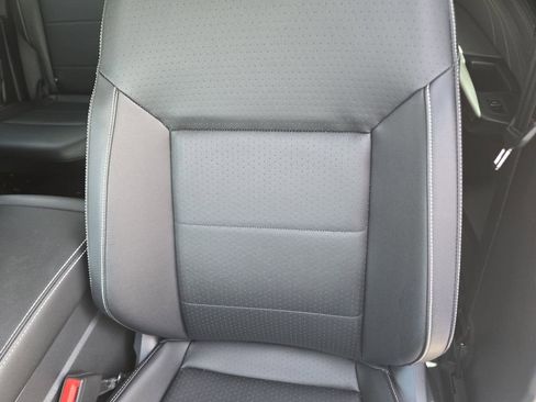 Used 2023 Volkswagen Atlas SE FWD image 19