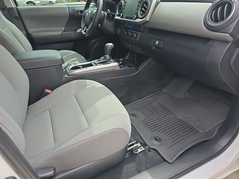 Used 2023 Toyota Tacoma SR5 w/ Technology Package image 16