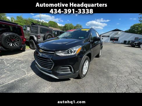 Used 2019 Chevrolet Trax LT w/ LT Convenience Package AWD/4WD image 1