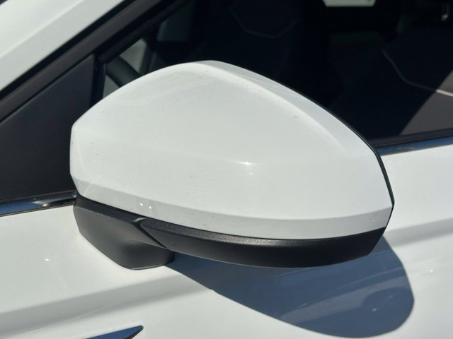 Certified 2023 Volkswagen Taos SE w/ Panoramic Sunroof Package AWD/4WD image 10
