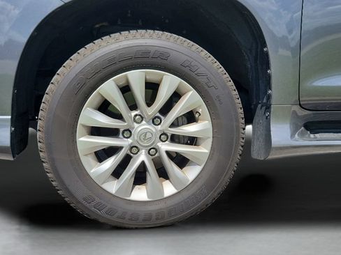Used 2023 Lexus GX 460 Premium w/ Premium Package AWD/4WD image 2