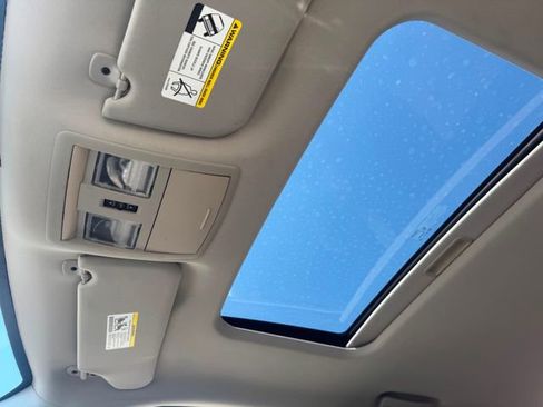 Used 2009 Jeep Grand Cherokee Laredo image 16