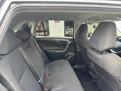 Used 2024 Toyota RAV4 LE FWD image 18