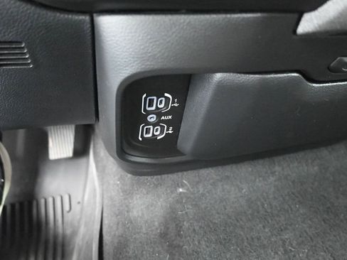 Used 2025 RAM 1500 Tradesman w/ Night Edition AWD/4WD image 30