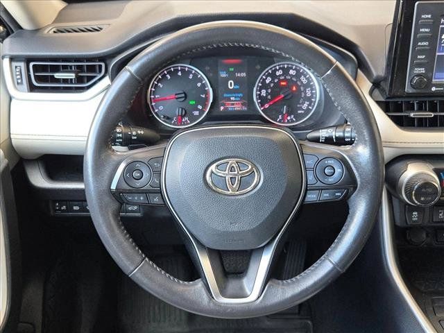 Used 2021 Toyota RAV4 XLE Premium AWD/4WD image 12
