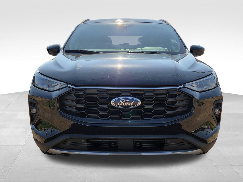 Used 2025 Ford Escape ST-Line Select AWD/4WD image 3