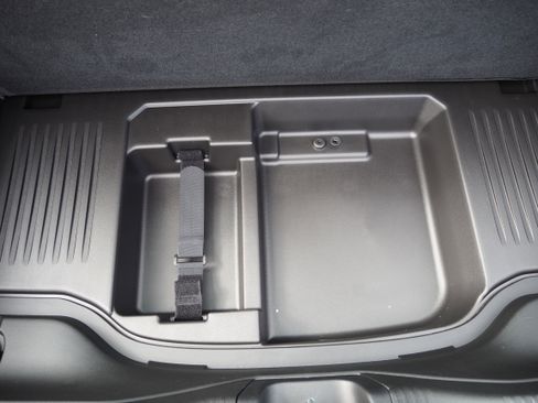 New 2025 Dodge Charger R/T w/ Quick Order Package 25M R/T image 9