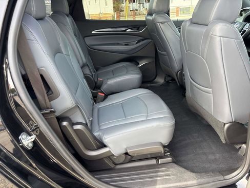 Used 2022 Buick Enclave Essence w/ Experience Buick Package image 18