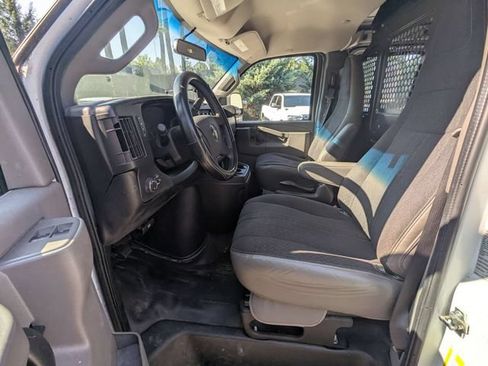 Used 2020 Chevrolet Express 2500 w/ Driver Convenience Package RWD image 9
