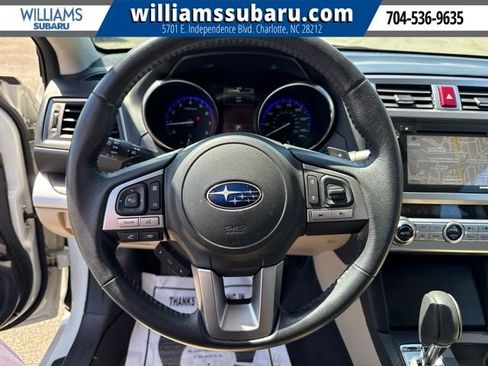 Used 2017 Subaru Legacy 2.5i Limited AWD/4WD image 10