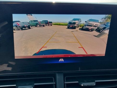 Used 2024 Chevrolet Trax LT w/ Driver Confidence Package FWD image 14