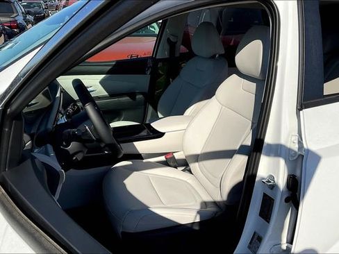 New 2025 Hyundai Tucson SEL image 9