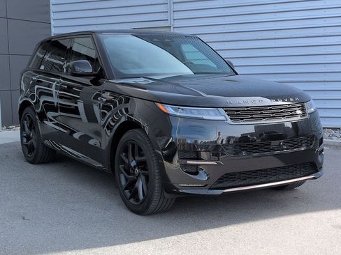 Used 2024 Land Rover Range Rover Sport Dynamic SE image 3