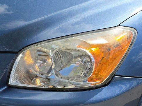 Used 2012 Toyota RAV4 Limited w/ Navigation Value Pkg image 33