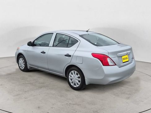 Used 2012 Nissan Versa S FWD image 7