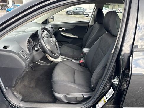 Used 2010 Toyota Corolla S image 16