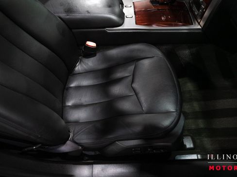 Used 2006 Cadillac XLR RWD image 26
