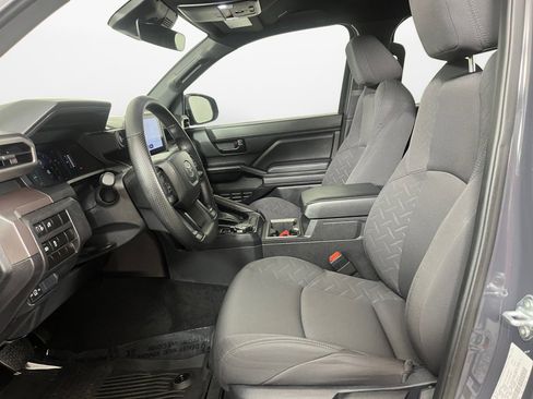 Certified 2025 Toyota Tacoma SR5 image 11