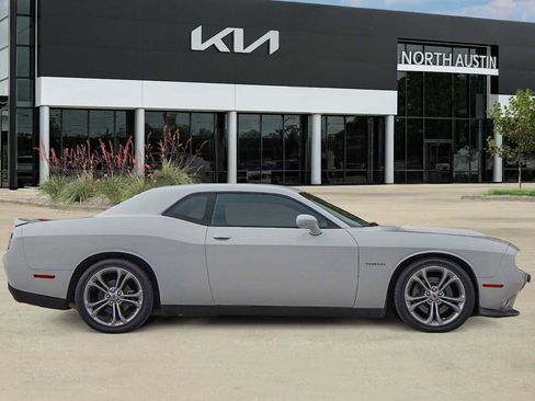 Used 2020 Dodge Challenger R/T image 7